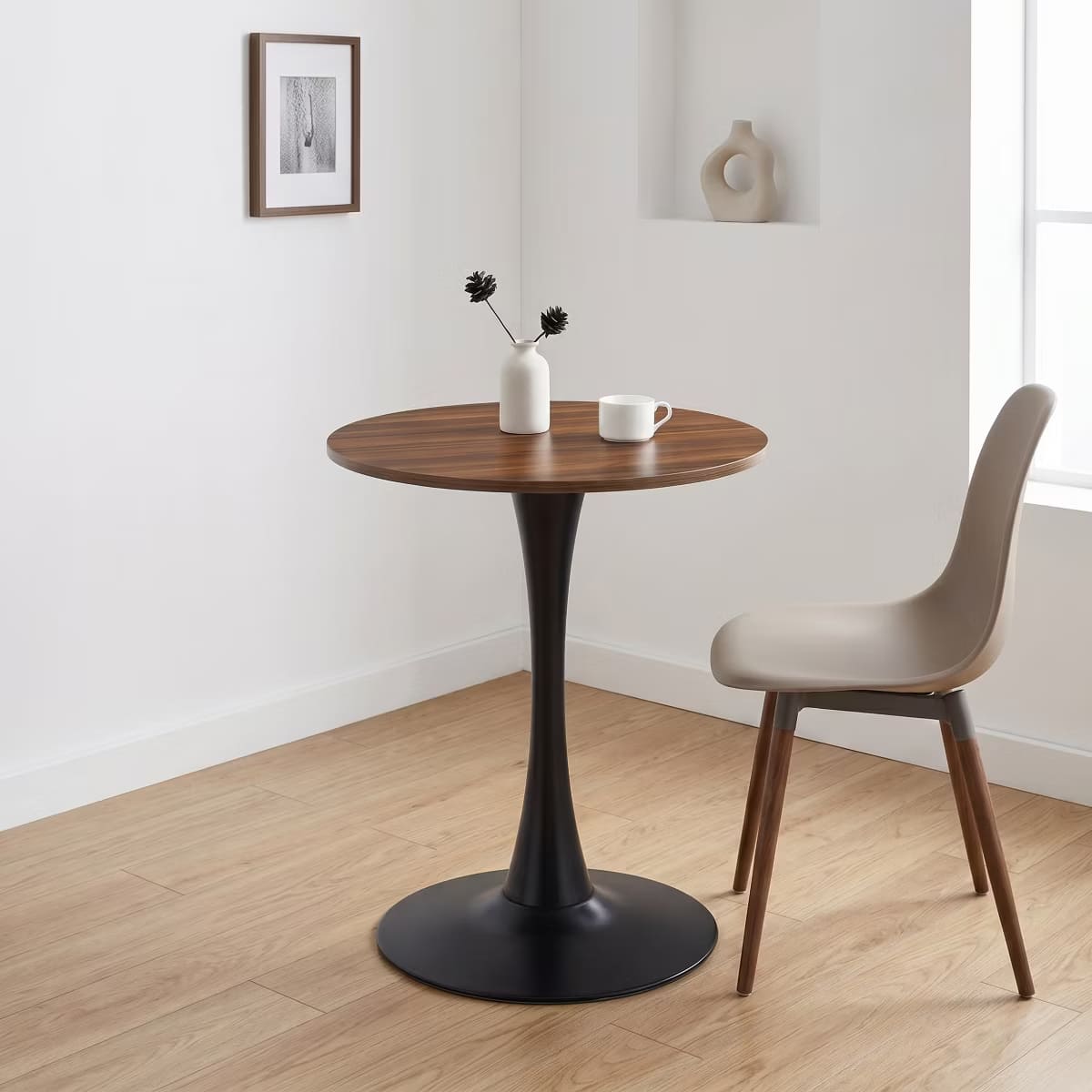 Round Dining Table – White Tulip Pedestal Design for Small Spaces