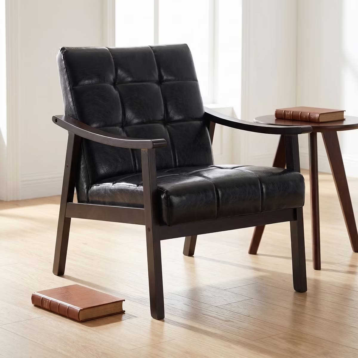 Mid-Century Accent Chair – Solid Rubberwood Frame with Plush Foam Cushion