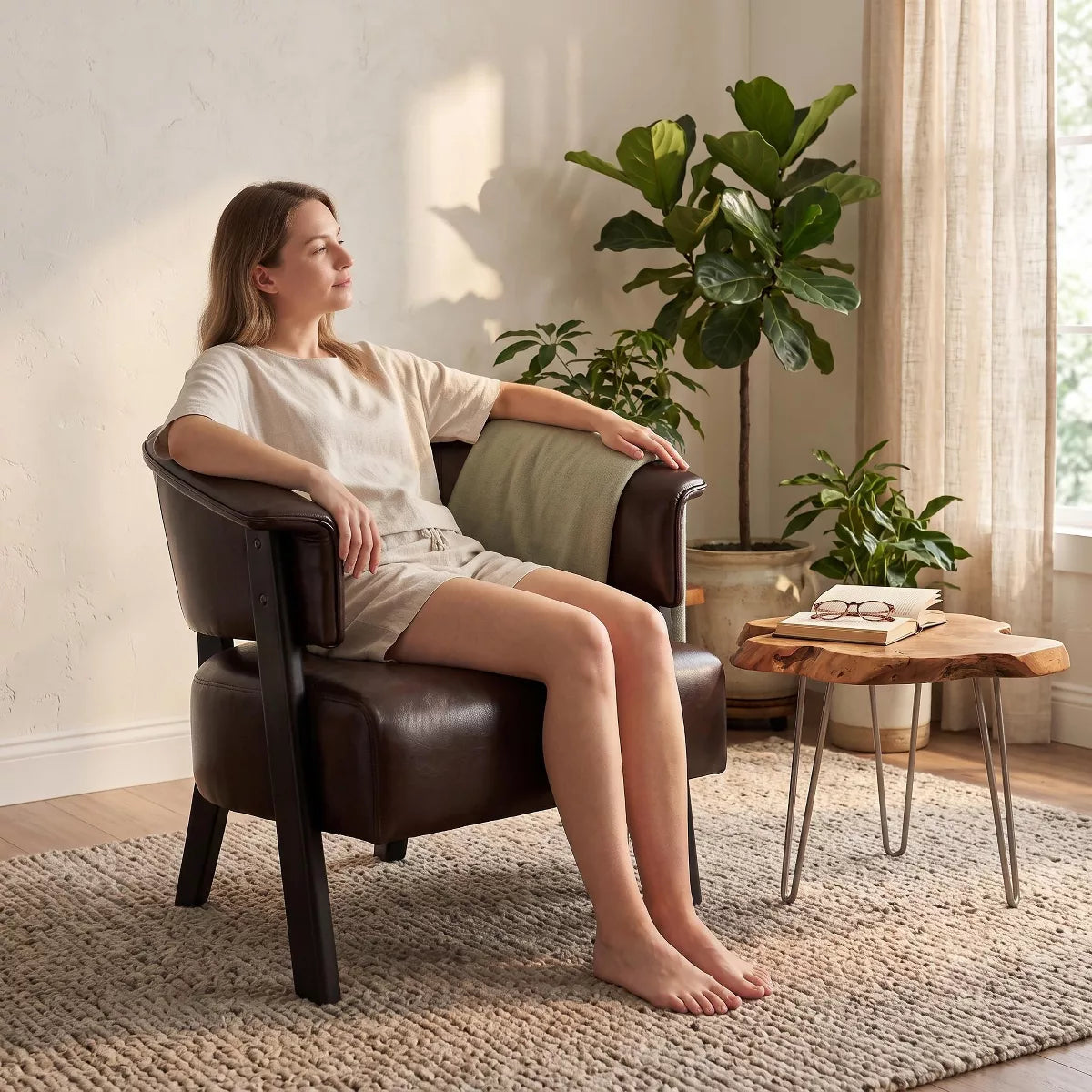 Wingback Accent Chair with 400 lb Capacity, Vintage Faux Leather Club Seating