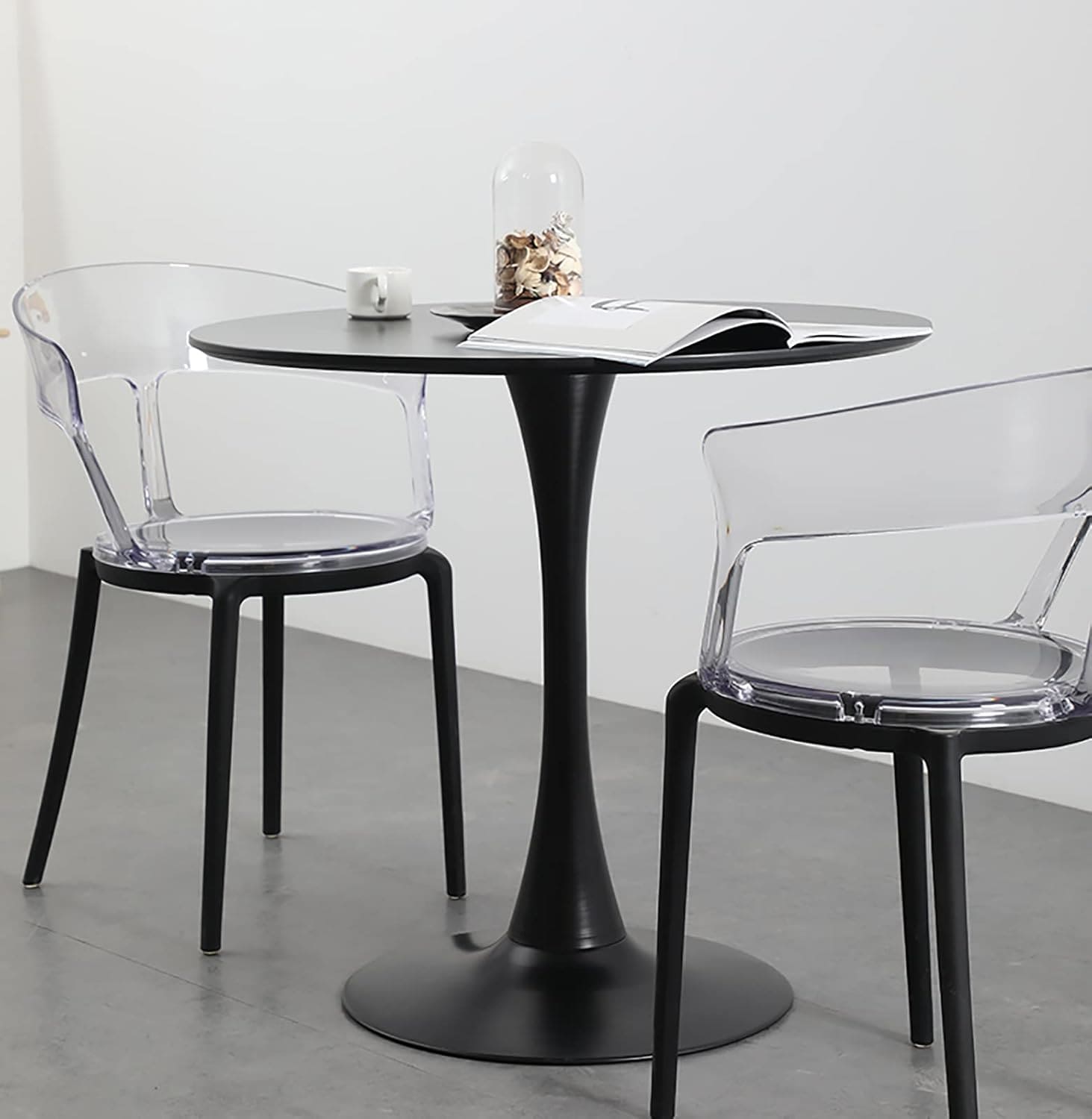 Round White Tulip Dining Table for Apartment & Small Spaces