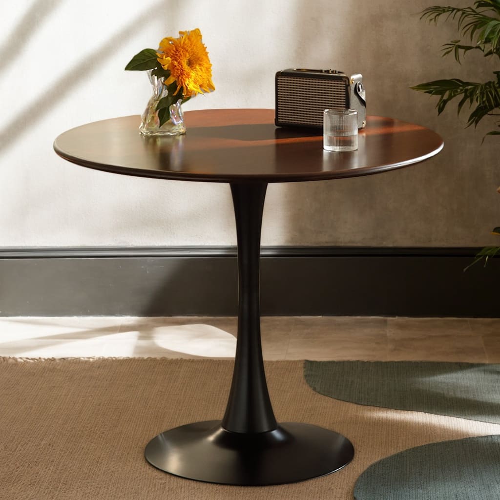 Round White Tulip Dining Table for Apartment & Small Spaces